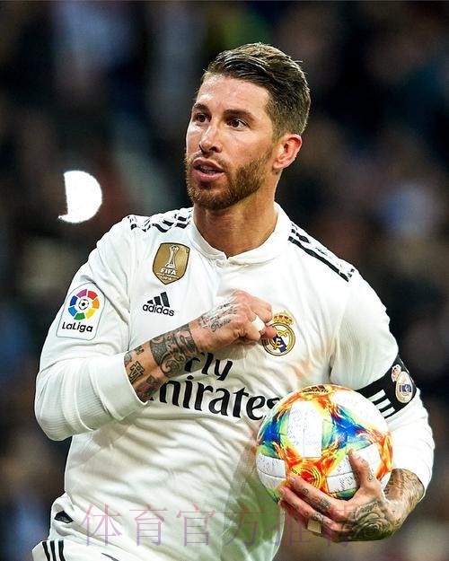 马卡:拉莫斯喊话响彻现场 皇马没有理由不续约 马卡:拉莫斯喊话响彻现场 皇马没有理由不续约